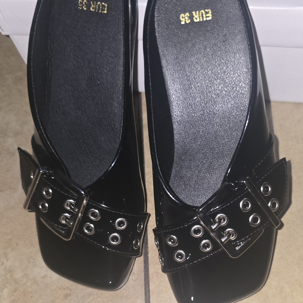 Black Patent Leather Belt Buckle Shoes - Picture 2 of 5